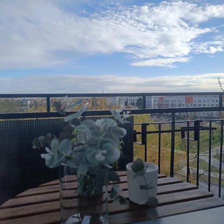 Ferienwohnung Apartament Jawornicka 7 / Grunwald Posen Exterior foto